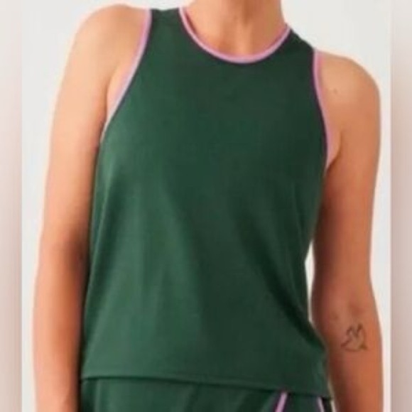 Outdoor Voices Rec Mesh Tank in Evergreen - Picture 8 of 9